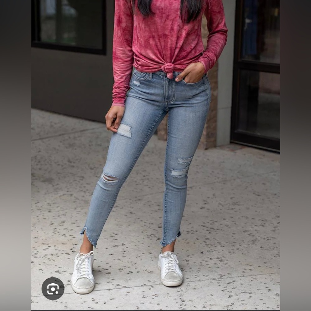 Grace and Lace Shark Bite Jeans sz 14